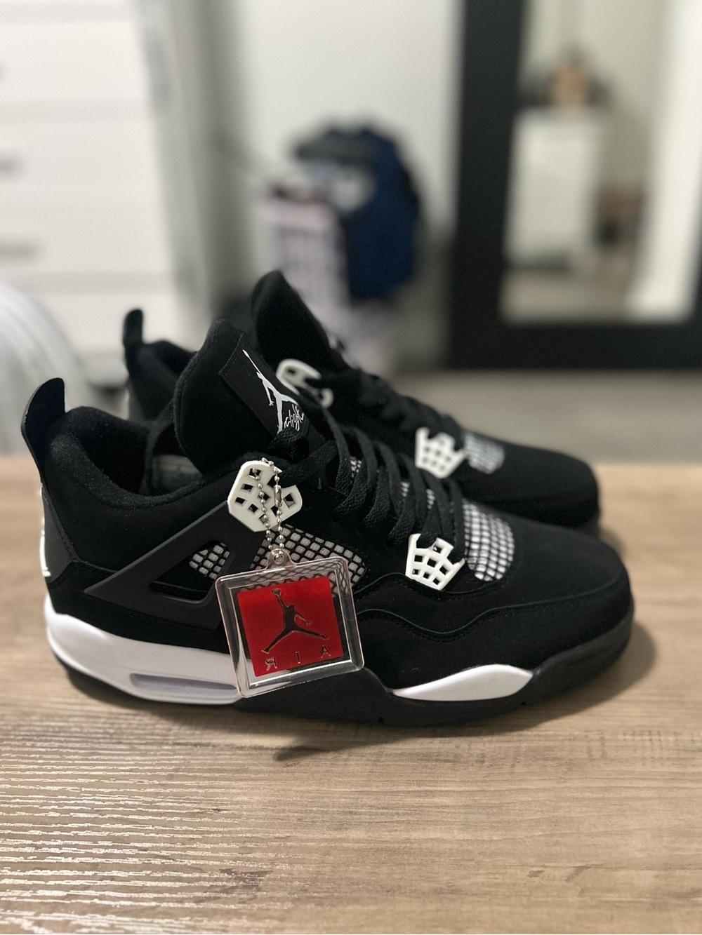 Jordan Men’s Retro 4 Sneakers - Black/White